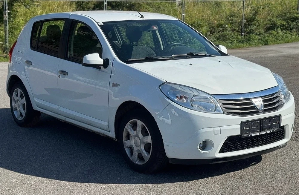 Dacia Sandero 1.2 TÜV 08 26