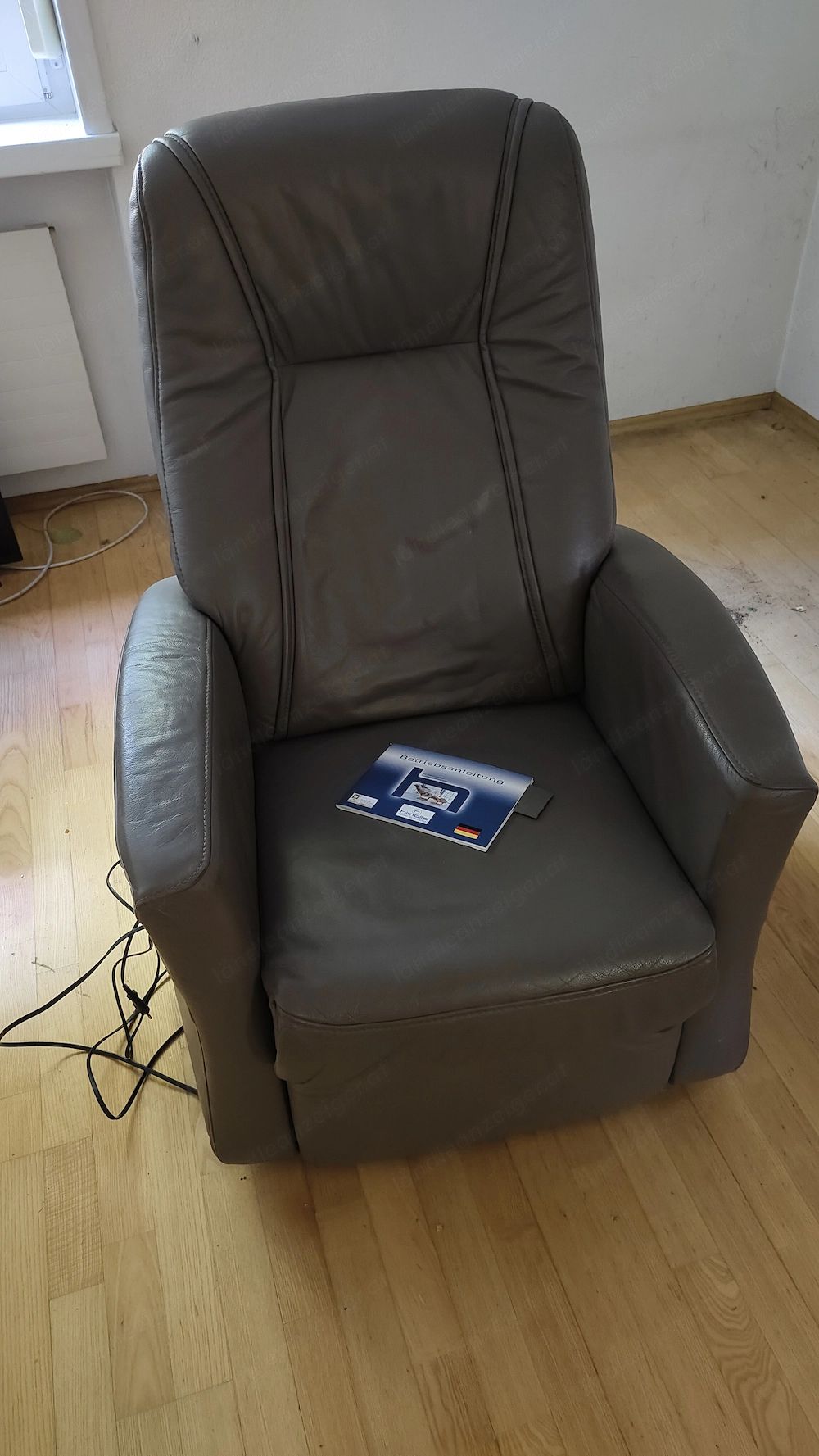 Fernsehsessel elektrisch mit Lederbezug