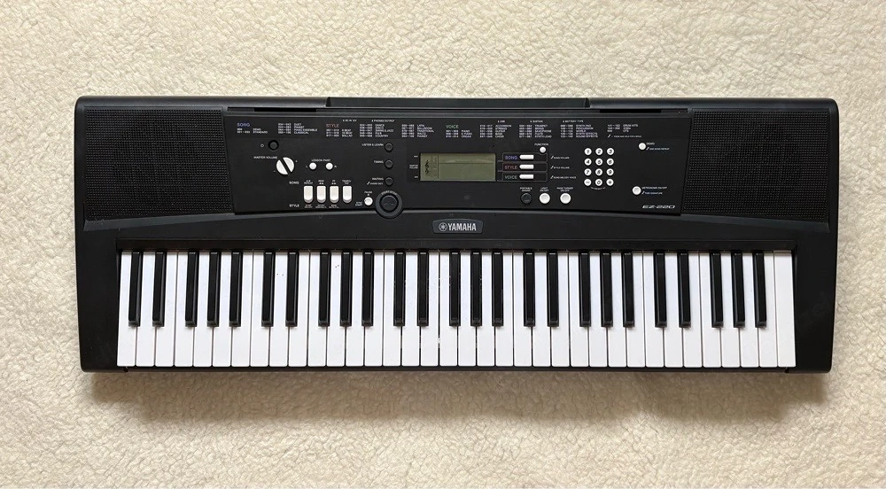 YAMAHA Keyboard mit original Verpackung