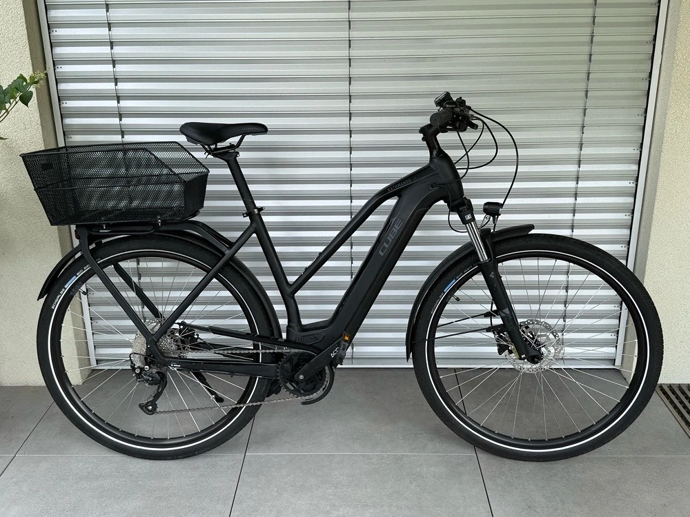 CUBE Kathmandu Hybrid ONE 625 E-Bike | Gr. 54 (L)| wenig km