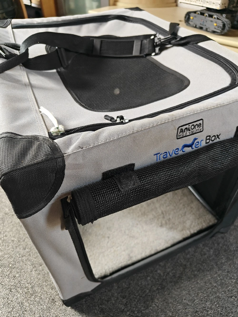 Hundebox AniOne Traveller S 