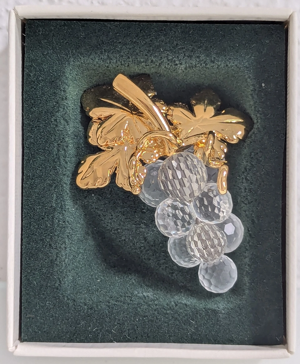 Vintage Swarovski Crystal Memories Trauben-Brosche   Grape Cluster Pin   OVP
