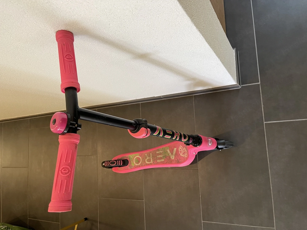 Kinder Scooter Pink