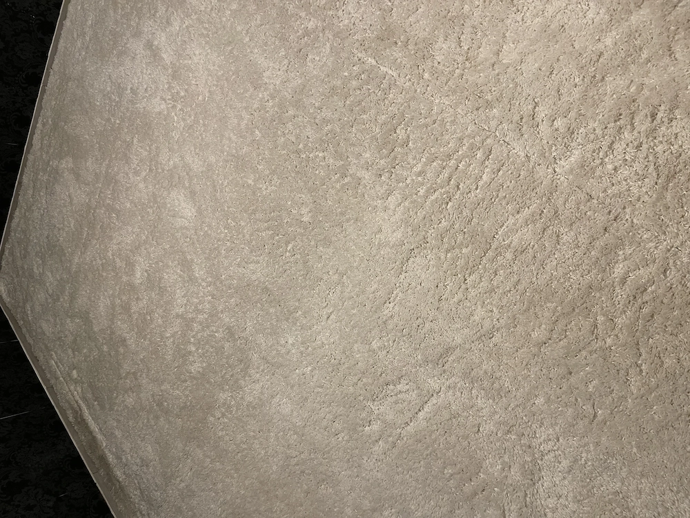 Teppich in weiss 240x340 gross