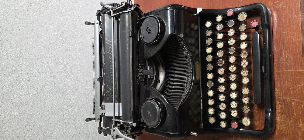 Schreibmaschine antik Rheinmetal