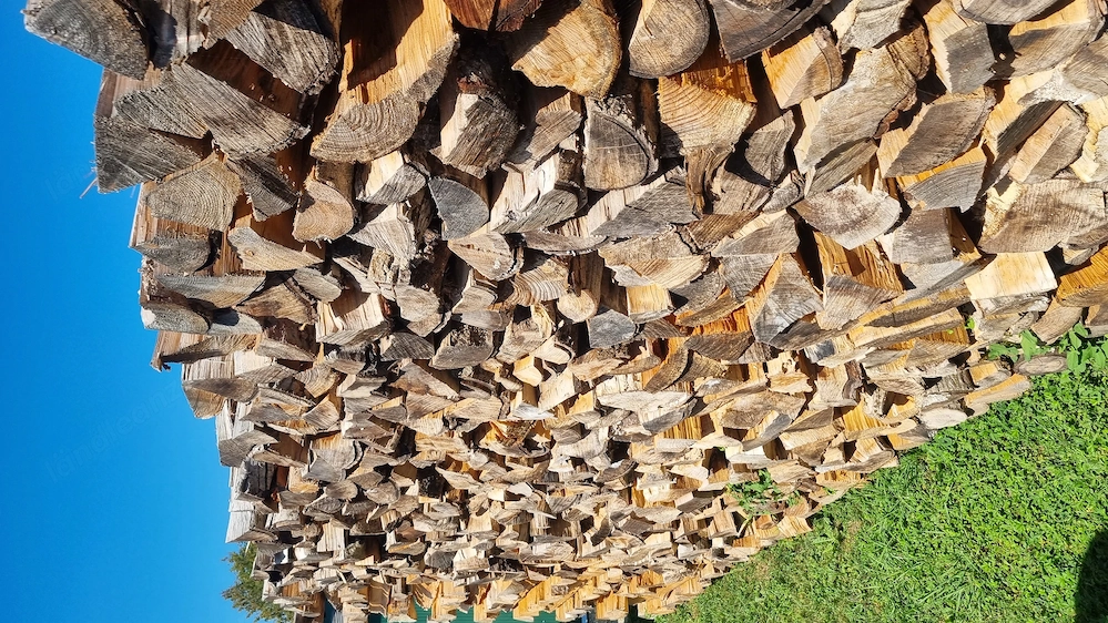 Brennholz gemischt!