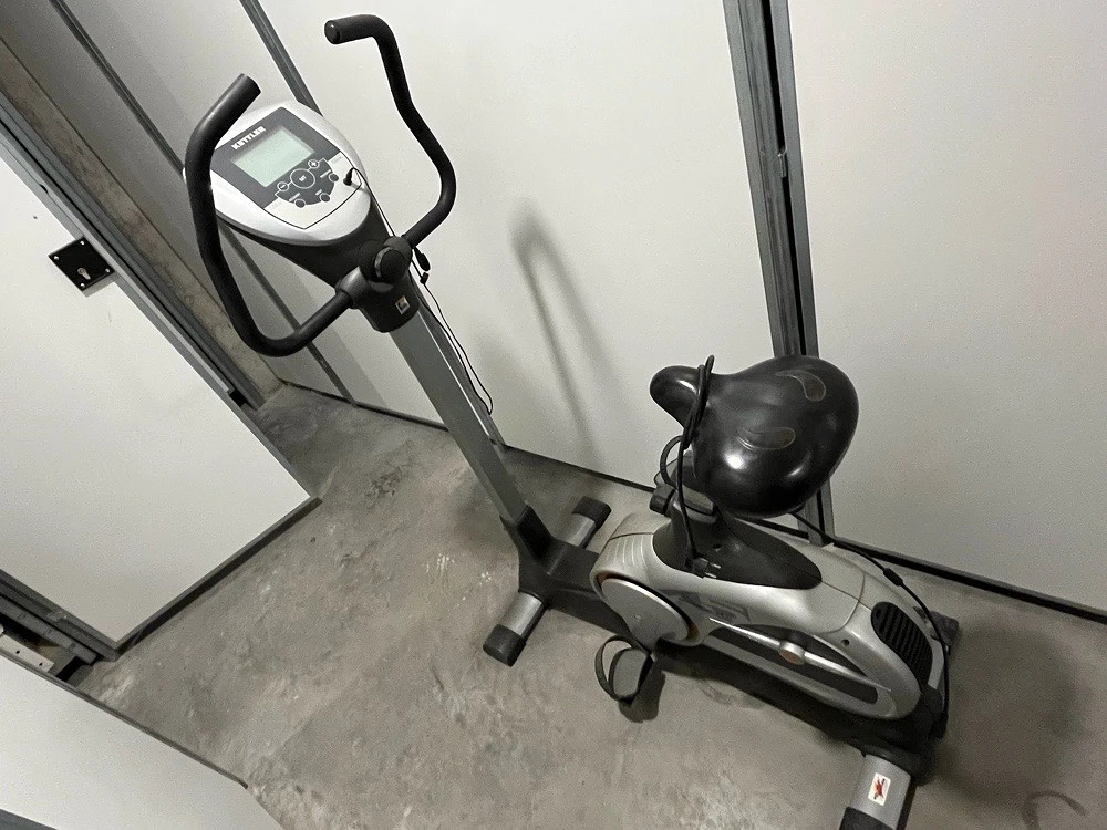 Verschenke KETTLER Ergometer Hometrainer voll funktionsfähig!