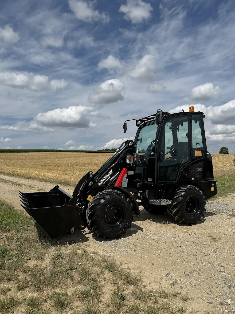 Radlader LANDER 810 3J Garantie