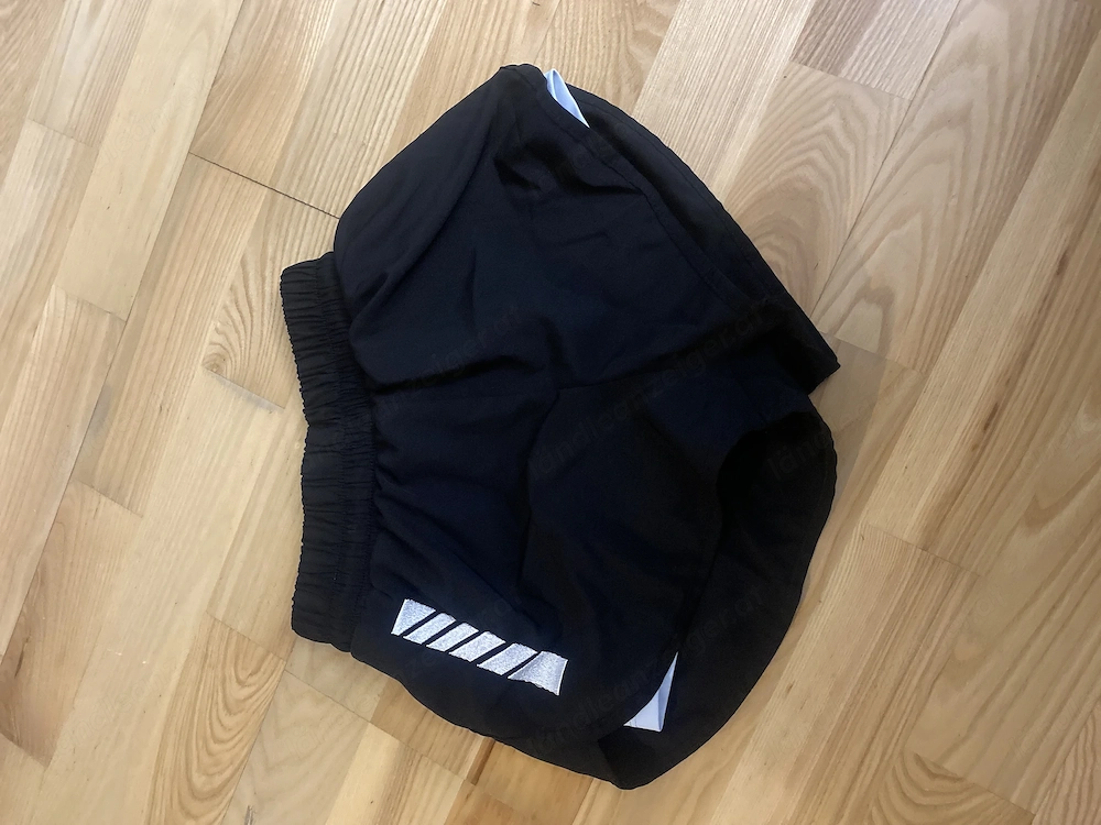 Kurze Hose Mädchen schwarz Gr. 134
