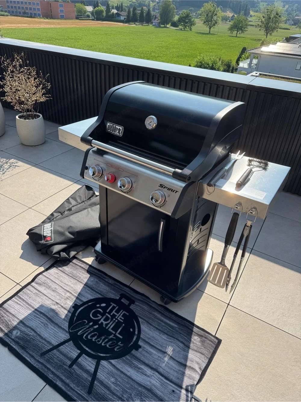 Weber GAS Grill Neuwertig mit Set