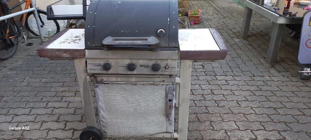 Campingaz Adelaide 3 Classic L Gasgrill   funktionstüchtig