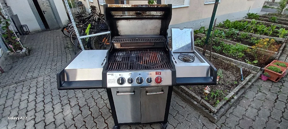 Enders Monroe Pro Gasgrill mit Seitenkocher   Top Zustand