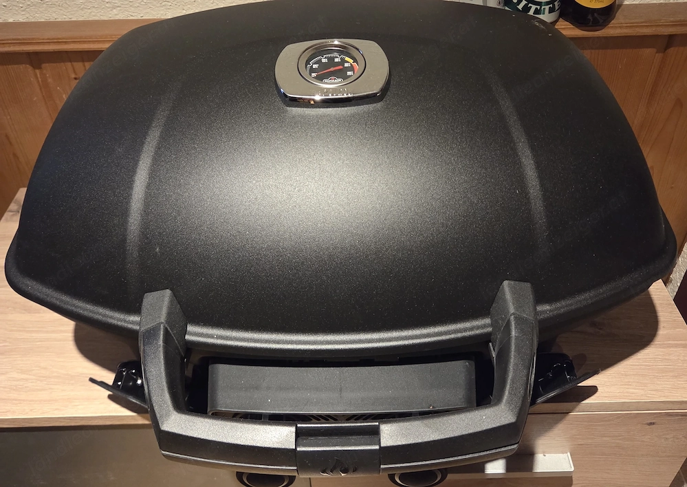 Napoleon TravelQ 285 Gasgrill