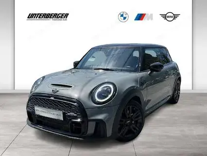 MINI Cooper S JCW Trim // Rückfahrkamera // Lenkradheizung
