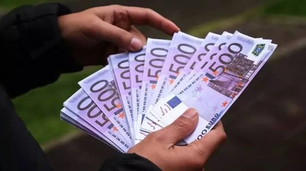Kreditangebote: Lösen Sie Ihre Probleme und verwirklichen Sie Ihre Projekte  Wir bieten Finanzierung