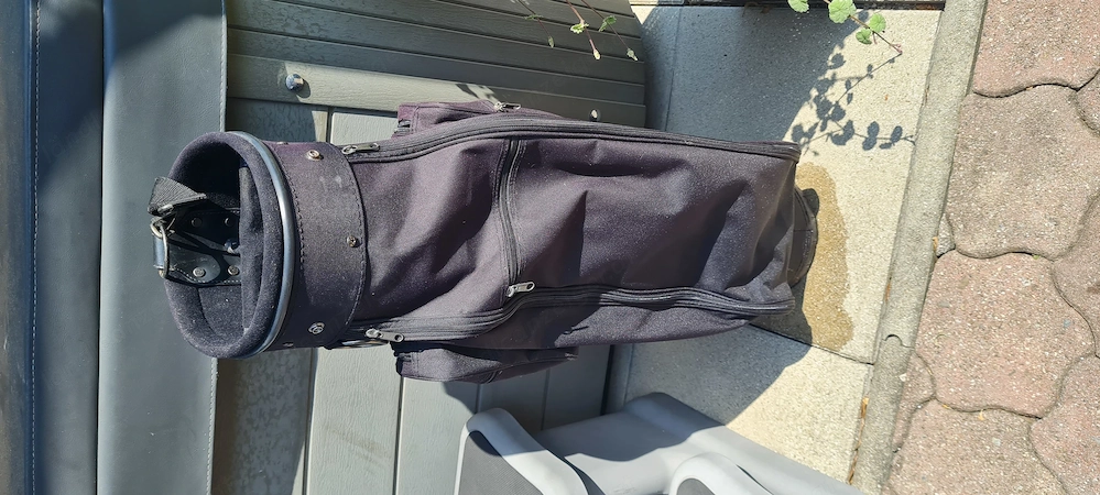 Retro Golfbags ca. 25 - 30 Jahre alt abzugeben