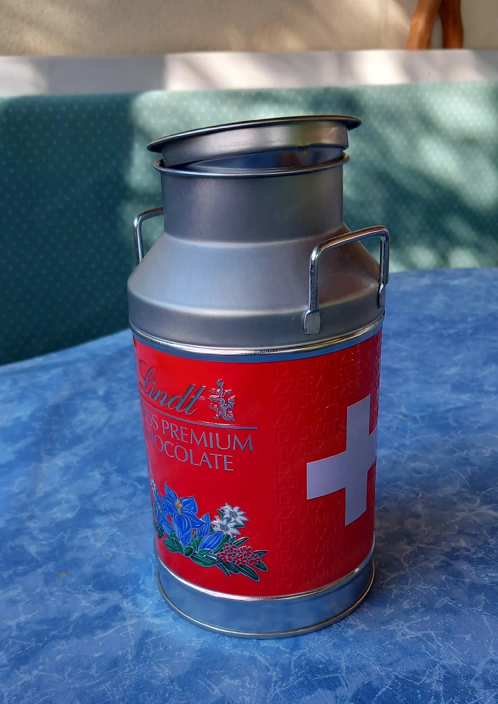 Milchkanne Swiss, Deko