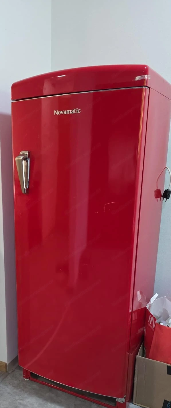Kühlschrank mit gefriere