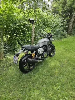 Yamaha 1300 