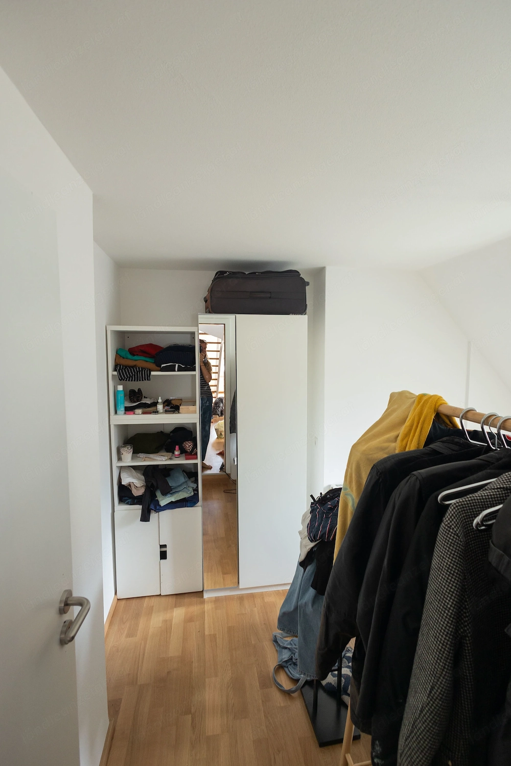 IKEA PAX Kleiderschrank mit Spiegeltür inklusive passendem Regal