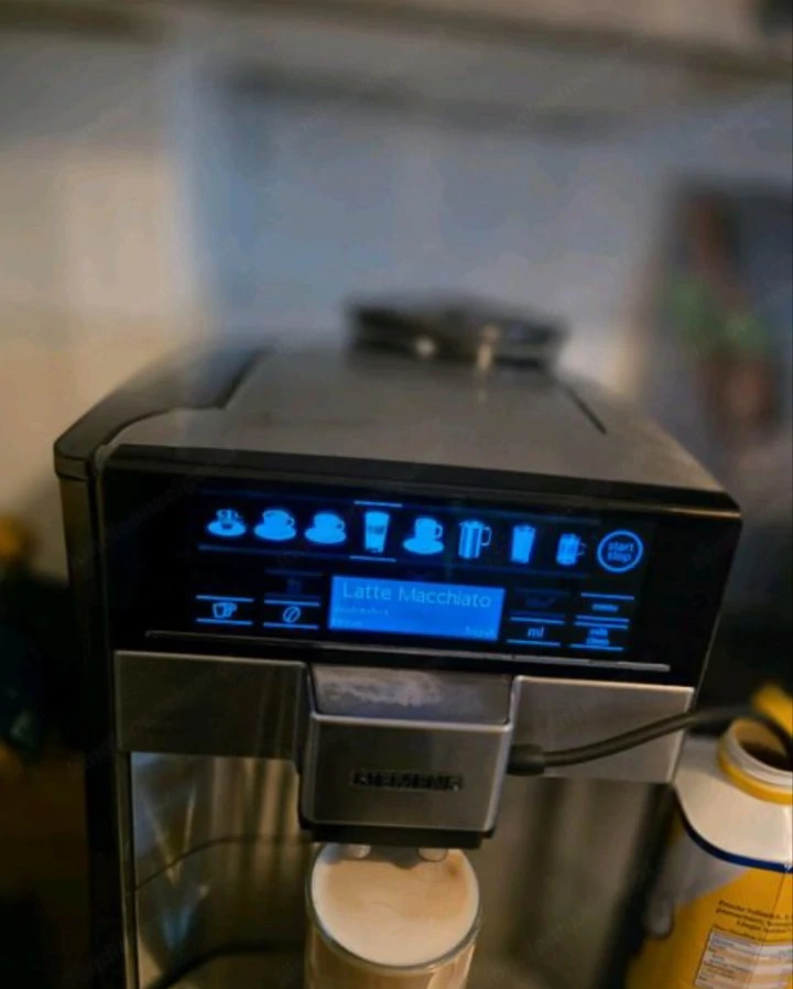 Automatische Kaffeemaschine EQ 6 700-Serie