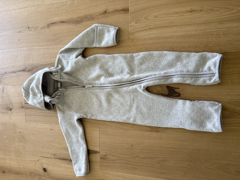 Overall in beige oder blau