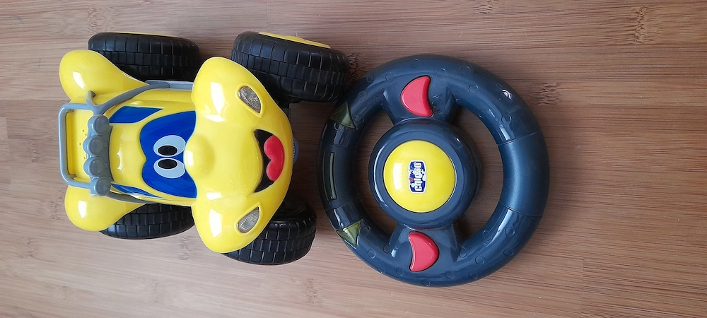 Ferngesteuertes Auto Marke Chicco