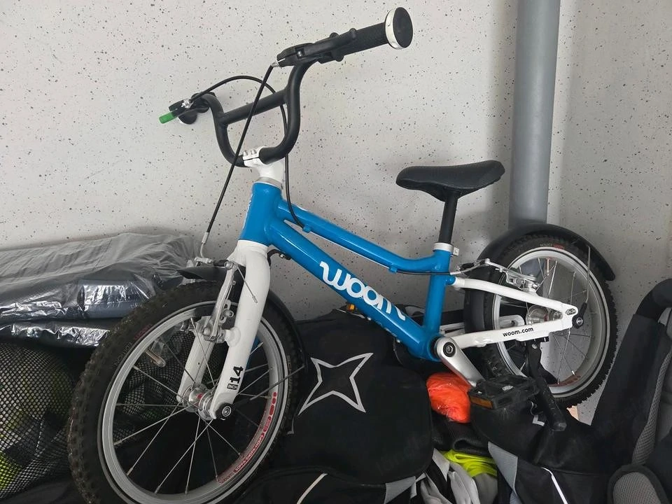 Woom 2 Kinderfahrrad 14 Zoll blau Weiß 