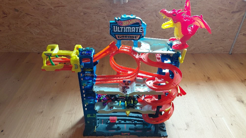 hot wheels ultimate garage 