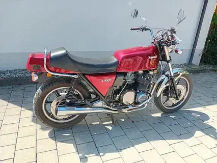 Kawasaki Z1000 ST 