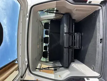 Volkswagen Bus - Caravelle T6.1