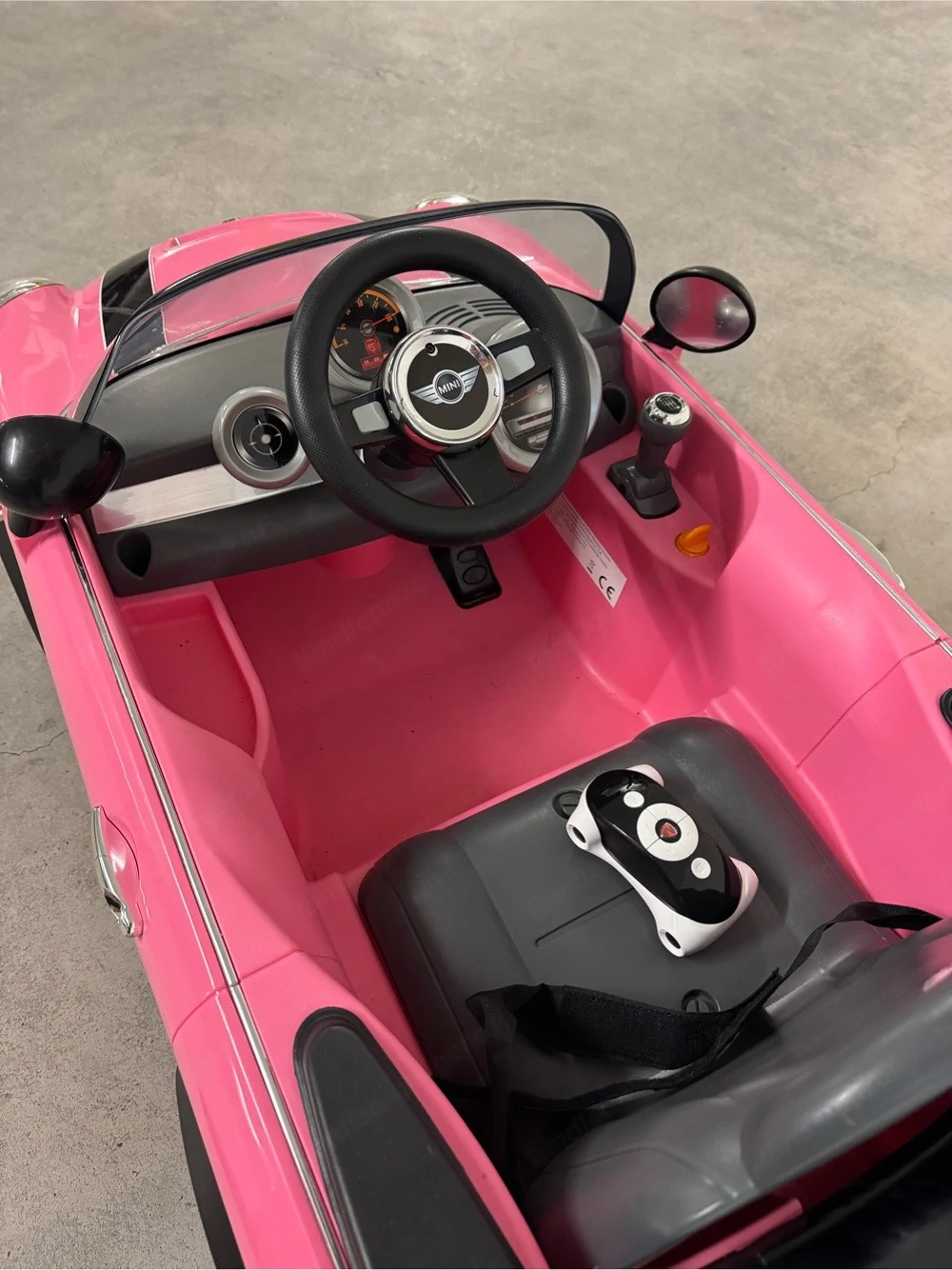 Kinder Elektroauto MiNi