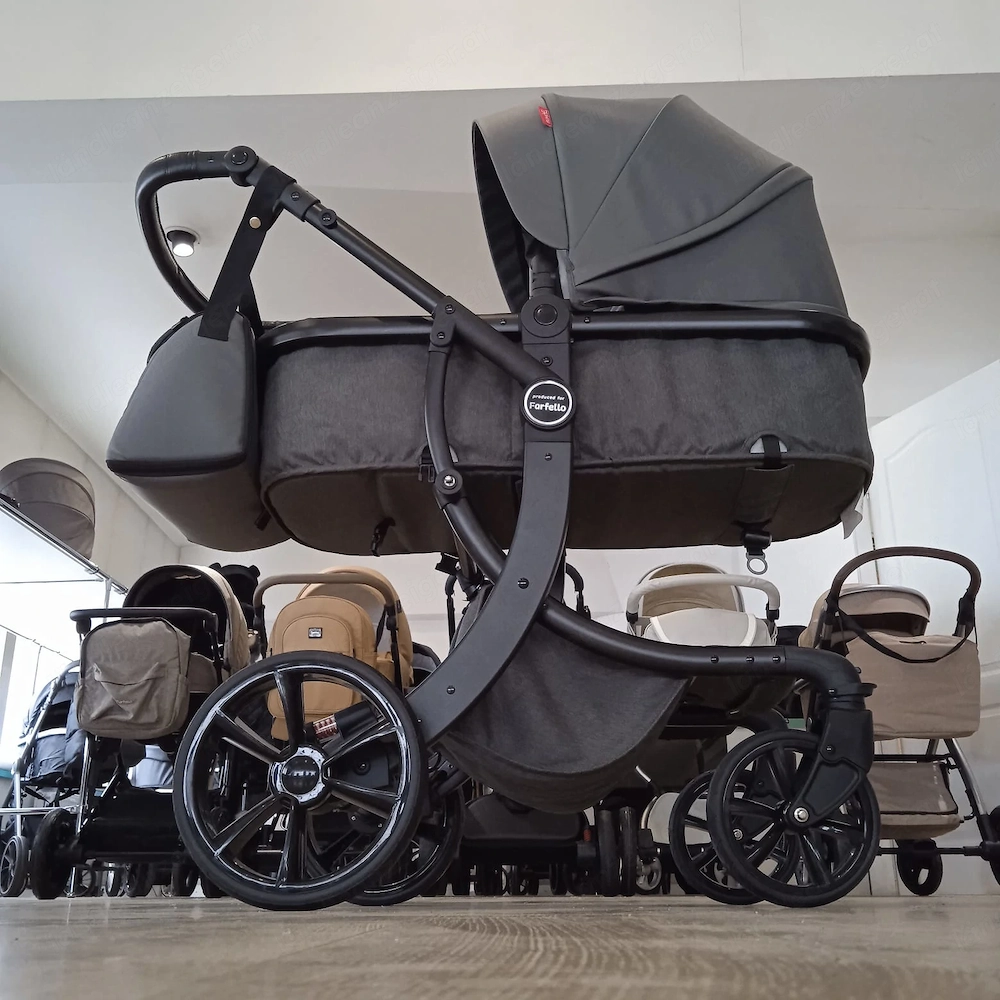 Kinderwagen in sehr gutem Zustand
