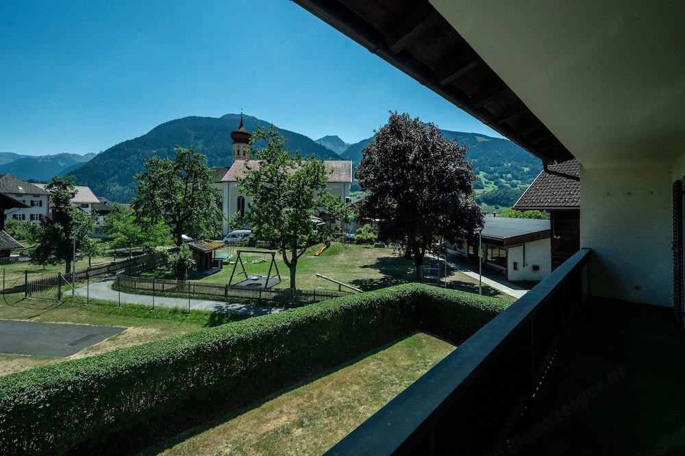 Saniertes Reihenhaus mit Bergblick   Garten   Terrasse   im Ortskern Schruns, 2 Min. zum Kirchplatz