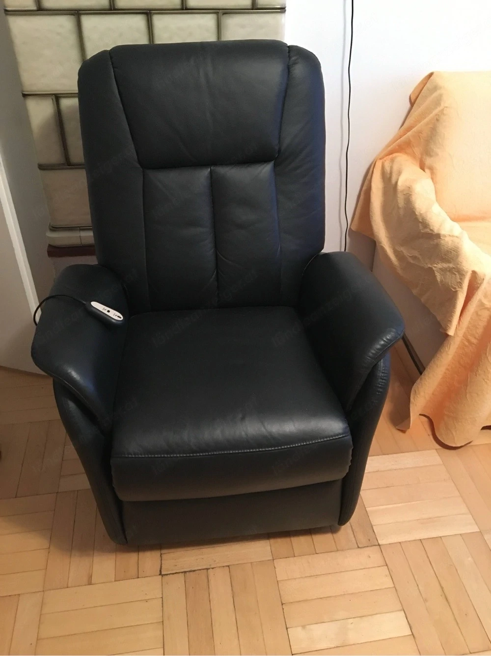 Polstersessel   Relax-Sessel (elektrisch ausfahrbar)