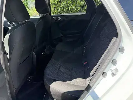 Kia Ceed SW 1,0 T-GDI gpf isg Silber 2020 Top!
