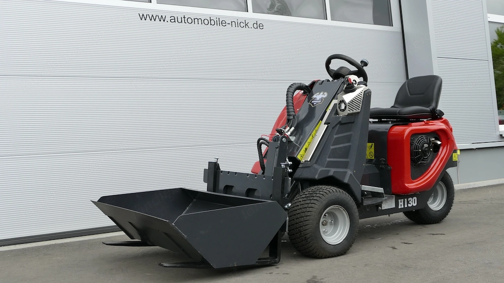 Hoflader Radlader Heracles H130 Minilader Multitool Bagger