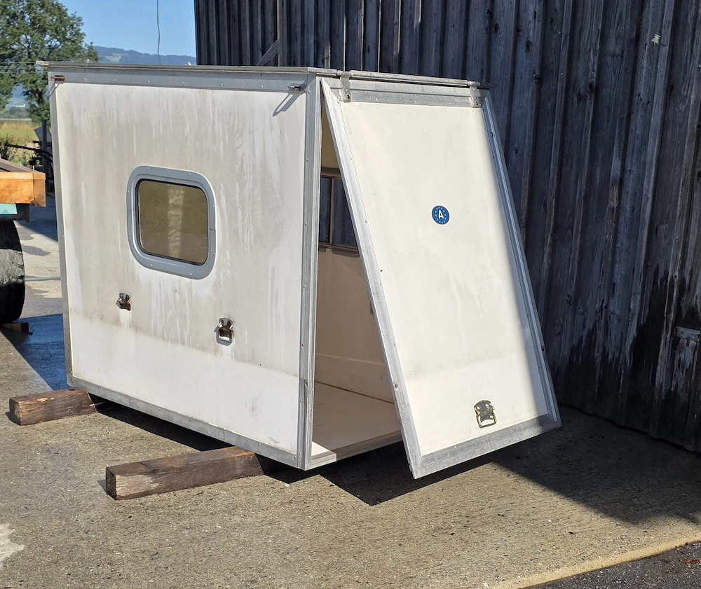 Hundetransportbox - Hundehütte