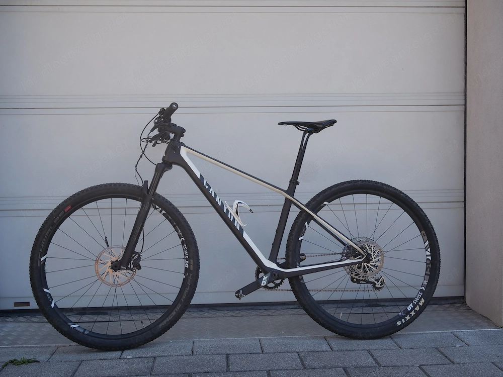 Canyon Exceed CF SLX 8.9 Pro Race 