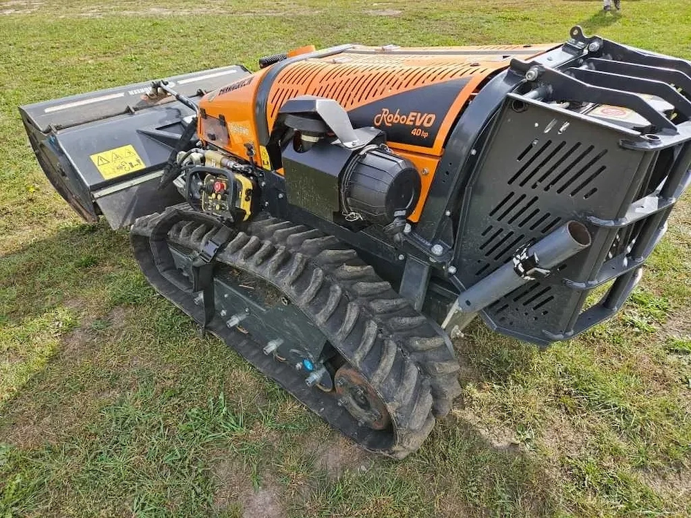 Energreen RoboEVO Raupenmulcher  Raupenmäher   Mulcher 
