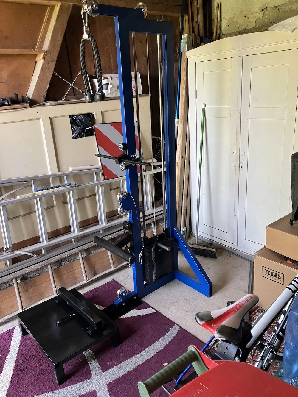 Lat Ruder beltsquat Kabelzug 