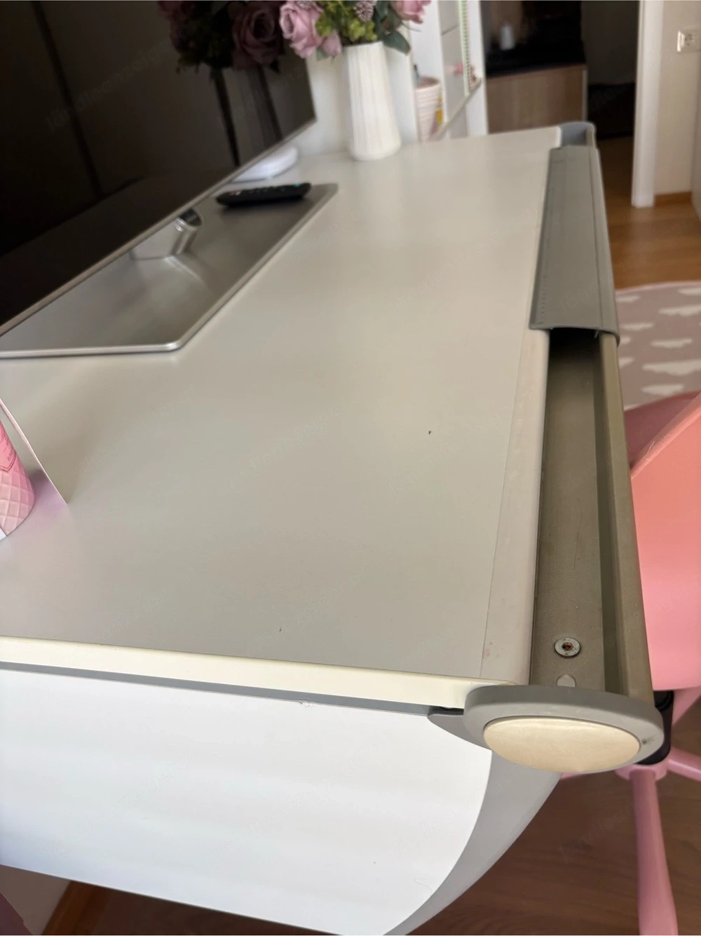 Schreibtisch inkl Stuhl