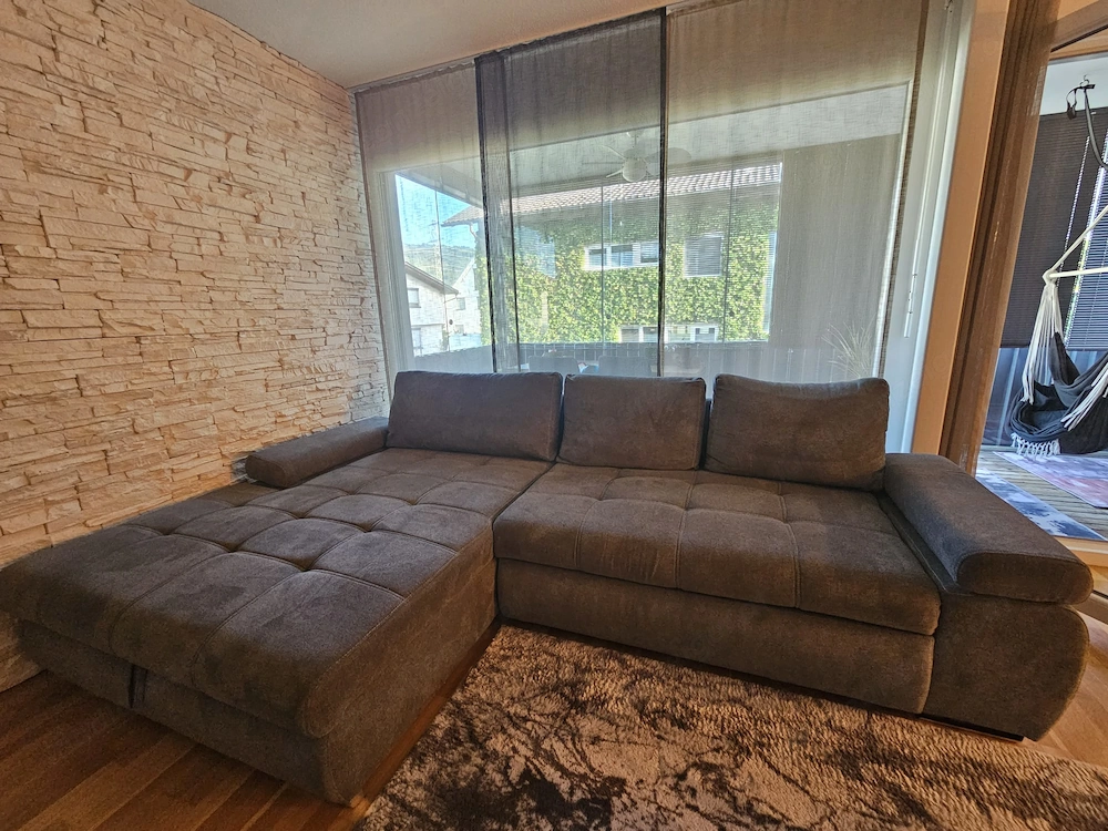 Hochwertiges Carryhome Ecksofa (Grau) mit Schlaffunktion & Stauraum   Top-Zustand (NP 1.099  )!