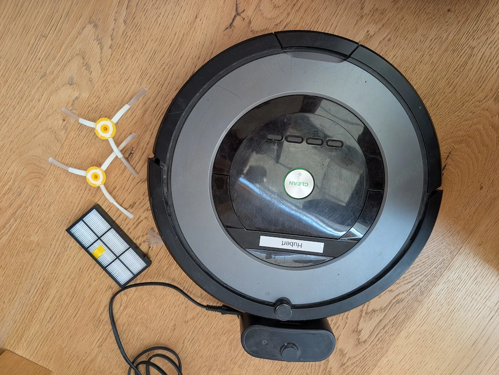 iRobot Roomba 665 Saugroboter in Schwarz - Zuverlässig & Startklar