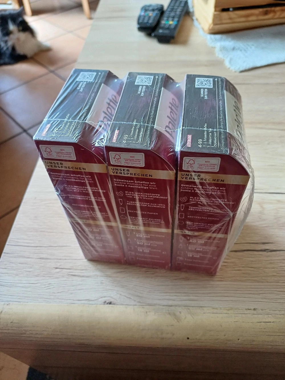 verkaufe haarfarben aubergine 3 stück für 10 Euro 