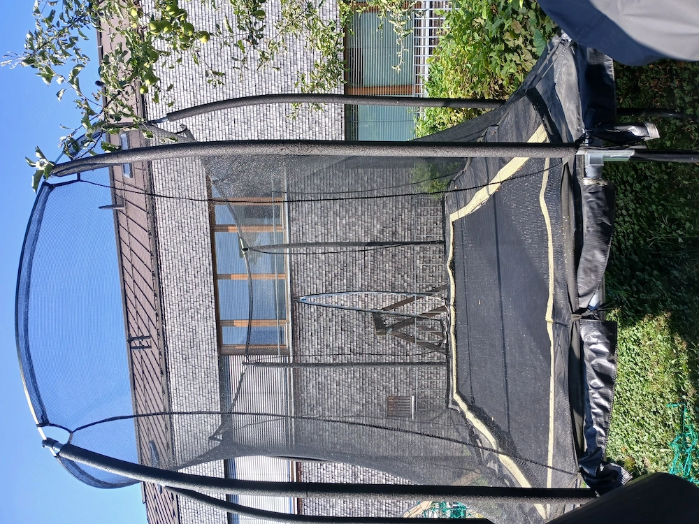 Trampolin 3,04 x 2,17 m 