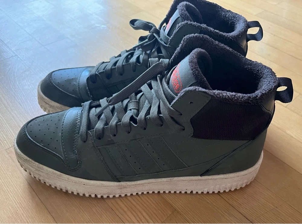 Nike Schuhe gefüttert Gr.42