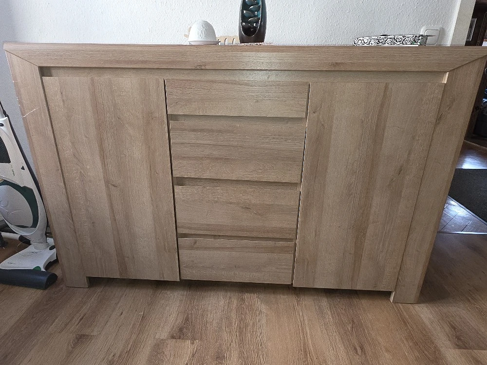 Kommode mit viel Platz
