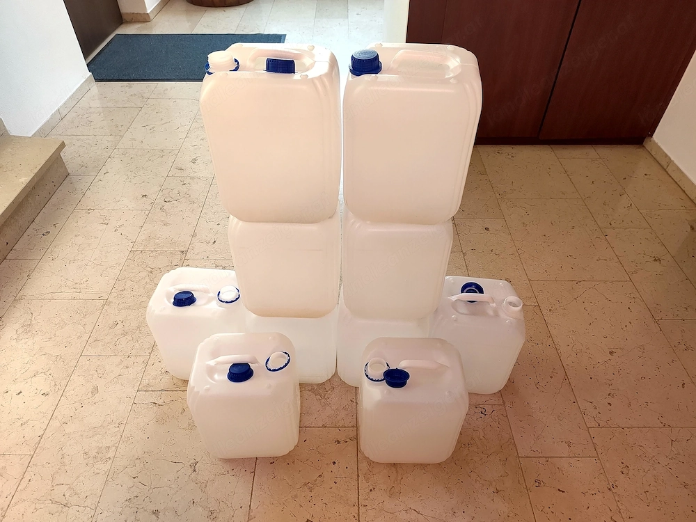 ZU VERSCHENKEN: 10 Stück 20 Liter Wasserkanister (200 L gesamt Hohe Qualität, auch für Most etc