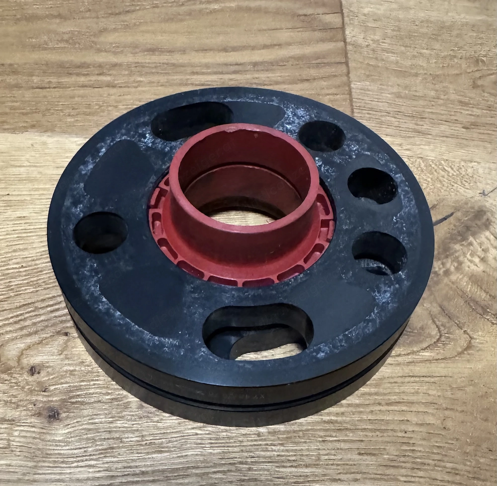 1 Satz ST Spurverbreiterung System DZX 30mm Achse LK: 4- und 5-Loch